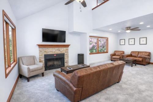 Annabelle Gardens - image 22
