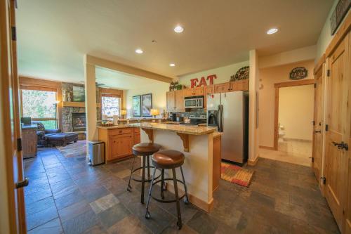 Settlers Creek 6514 by SummitCove Lodging in Keystone, USA