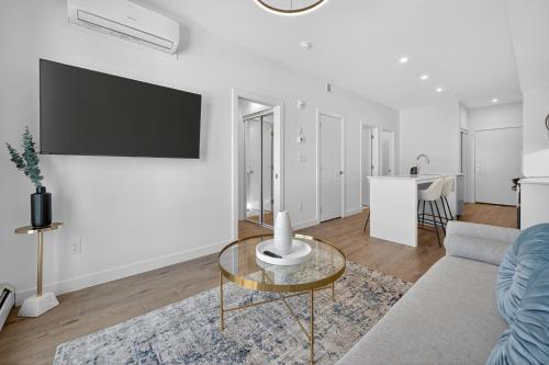 2BR | Downtown | AC | Mins to Saddledome - image 4