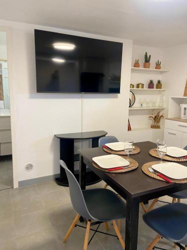 Proche de Carcassonne- Logement calme avec parking in Conques-Sur-Orbiel