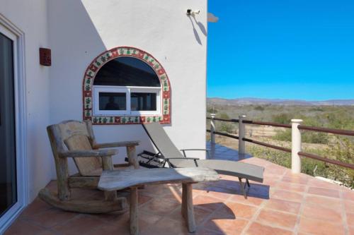 Ocean and Mountain Views Terrace in La Capilla in Buena Vista