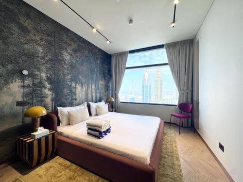 DIFC Living upgraded 1 bedroom apartment - image 9
