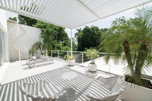 Casa Bardol Modern design home in Santa Lucia - image 5