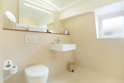 Hotel Axel Opera - image 10