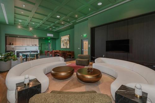 Comfortable 2BR in Miami Worldcenter 1407 - image 3