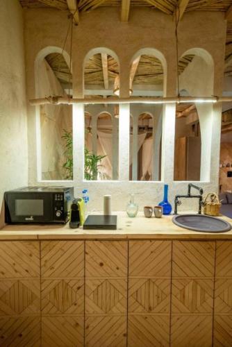 Ibiza Breeze With Jacuzzi - main image