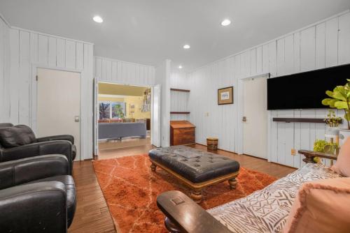 40 Acre - Mechum Hill - Main House - Farm Stay - image 4