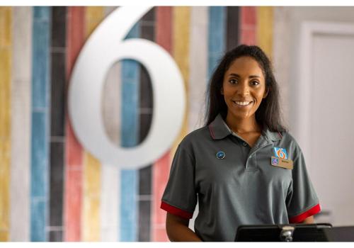 Motel 6-Anaheim CA - Maingate - image 21