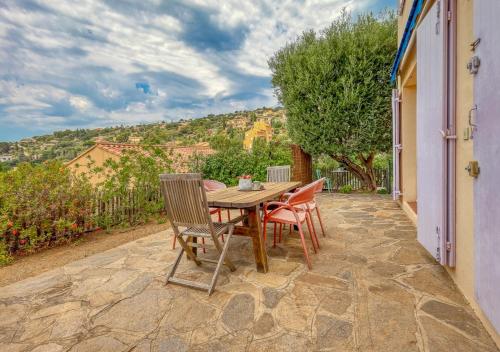 Maison T4 cosy avec vue village et jardin