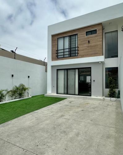Central Beach House