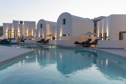 مسبح, Maiandros Suites in كارتيرادوس
