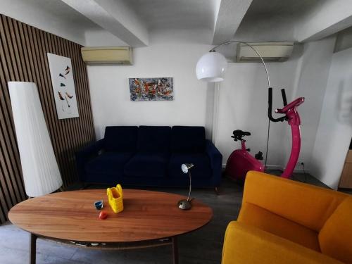 Vendégszoba, Appartement dans maison de village in La Garde (Provence-Alpes-Cote d'Azur)