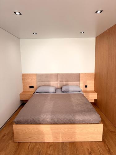 NV Apartments 2 in 弗拉基米爾沃倫斯基