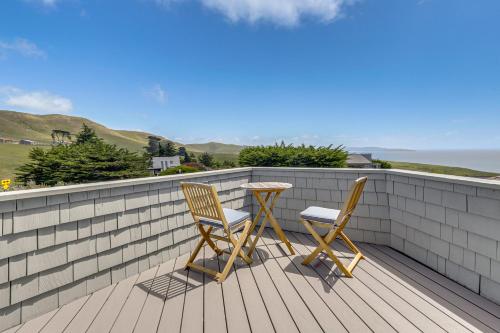 Dog-Friendly Haven w/ Stunning Views in Bodega Bay in Bodega Bay (CA)