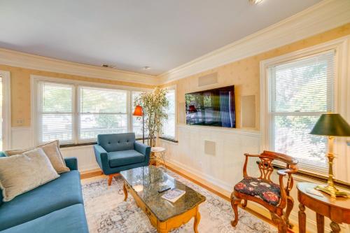 Charming Sonoma Wine Country Home Base w/ Extras in Cloverdale (CA)