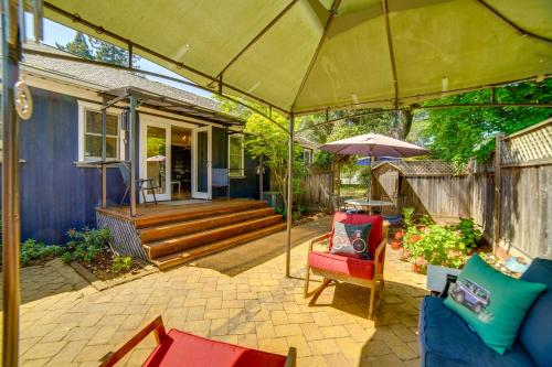 Charming Sonoma Wine Country Home Base w/ Extras in Cloverdale (CA)