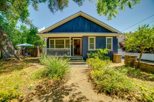 Charming Sonoma Wine Country Home Base w/ Extras in Cloverdale (CA)