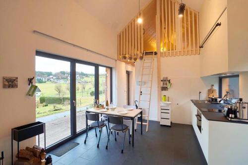 Wellness Design-Ferienhaus mit Sauna & Kamin - Eifel in 伊梅拉特