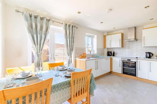 The Ridings Norfolk Village Stay Garden in Poringland