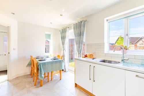 The Ridings Norfolk Village Stay Garden in Poringland