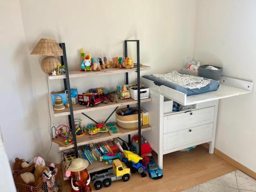 Maison Familiale 8min a pieds des plages de Juan les Pins in Avenue de Cannes