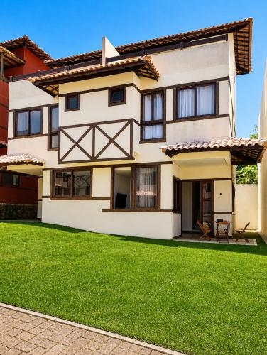 Triplex confortável, com terraço e linda vista mar (Triplex confortavel, com terraco e linda vista mar) in Mata de Sao Joao (Bahia)