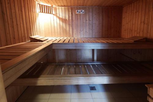 Сауна, Hotel Wlokniarz in Паб'яніце