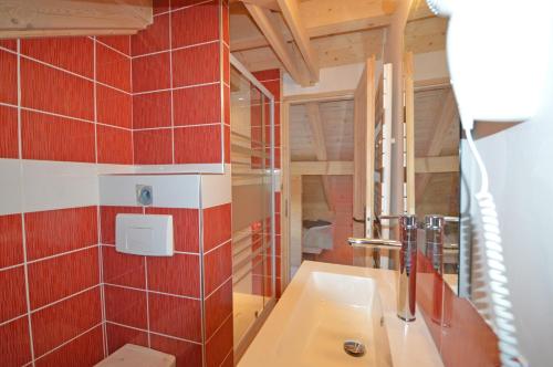 Chalet Phoenix - image 10