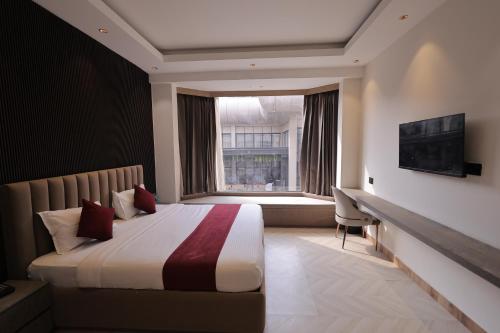 The Aura Hotel & Resort in Indirapurama
