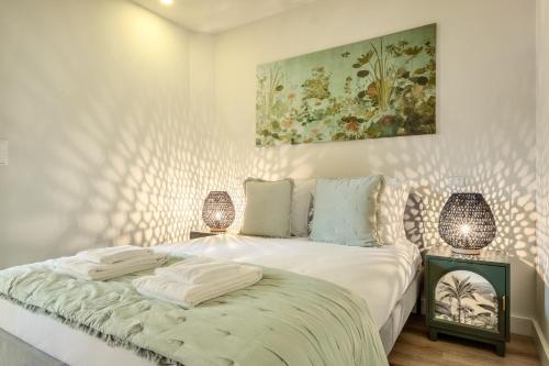 Magnolia 2 Luxury with AC Metro Downtown Porto - image 5