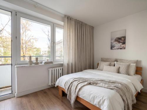 Urban Chic - Great Location- Warsaw Stays-Kredytowa, Varsavia