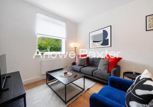 Isle of Dogs 1-Bed Apt | Walk to Canary Wharf, London