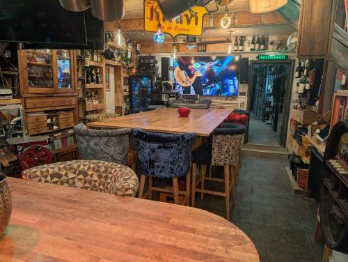 Hostelry Music Repetition - image 21