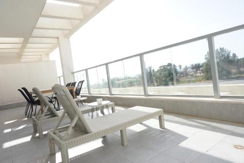 Grand Beach apartment 7 rooms huge terrace in 비냐미나