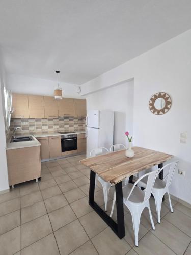 keuken, White Pebble in Skiathos Island
