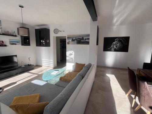 Moderne Wohnung mit Stil in Gross Gerungs