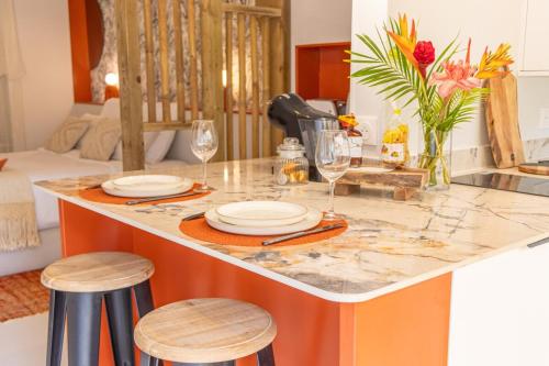 Studio Le Cosy Jungle & Piscine in เบมบริดจ์
