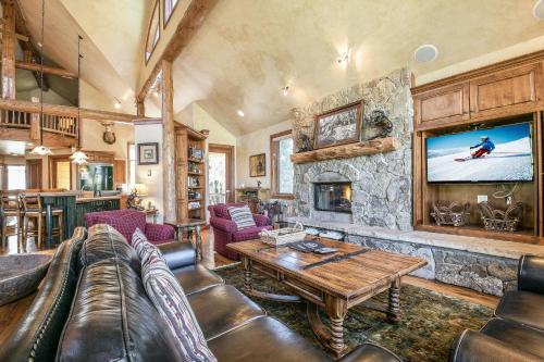Goldenrod Home 7 by SummitCove Lodging in Keystone, USA