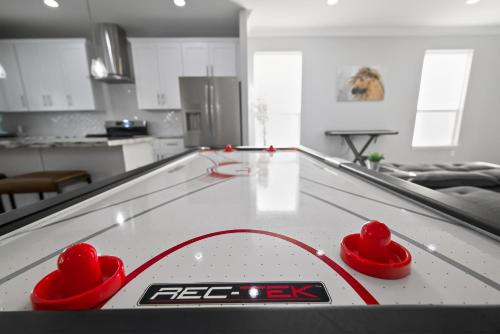 Modern Heights Home with Air Hockey & Large Backyard in Houston