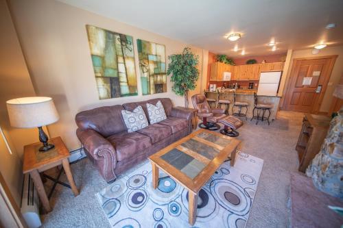 Expedition Station 8589 by SummitCove Lodging, Keystone