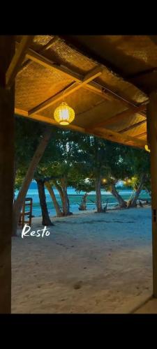 Restaurant, El-Mindri Bungalow dan Resto in Gili Gede