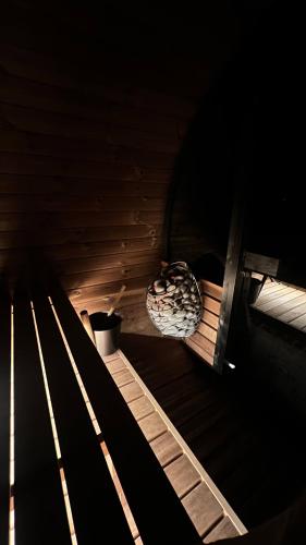 Iekārtas, Tiny Glass lodge in Hveragerdi