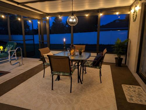 Private Home in Spring Hill with Heated Saltwater Pool in Spring Hill (Florida)