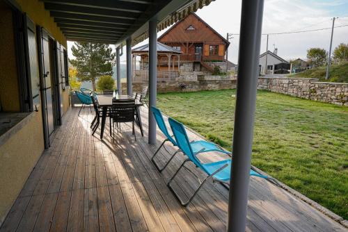 La maison du rocher in Saint-Chely-d'Apcher