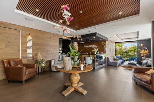 フロント・ロビー, タウンハウス ホテル (Townhouse Hotel) near ワガワガ空港