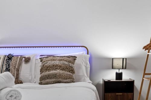 Elegant 1 Chambre avec Parking Gratuit in Montreal