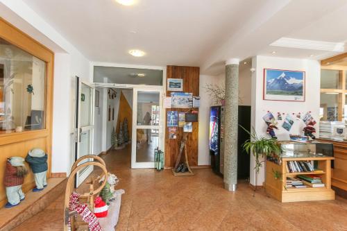 Lobby, Alpenhotel Tauernstuberl in Zell Am See