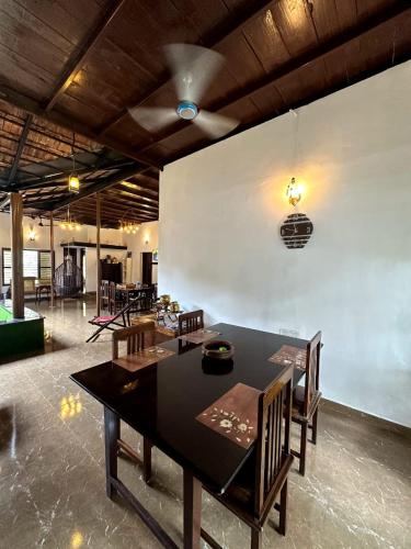 Cherys Bunglow Homestay- Rooms - Cheruvally