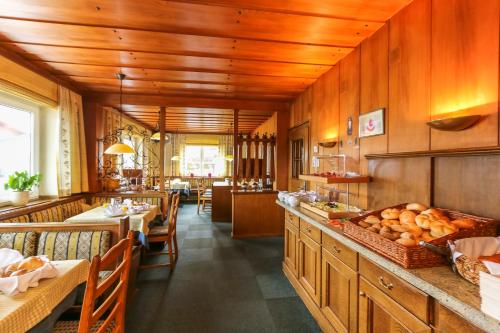 Restaurant, Alpenhotel Tauernstuberl in Zell Am See