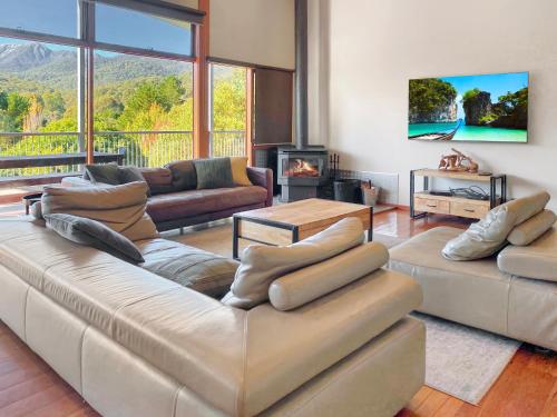 共用Lounge/電視區, Surf To Mountain - Gateway to Mt Buller in 莫瑞吉